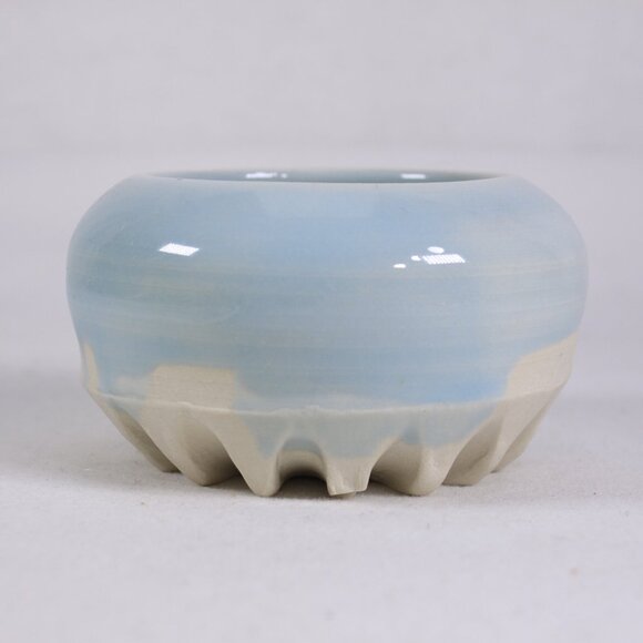 small ceramic baby blue bowl, handmade pottery key dish, tea light dish - Picture 1 of 8